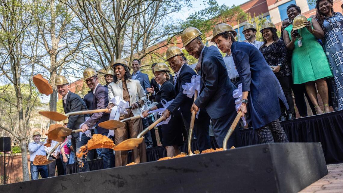 Wells Fargo details $500 million upgrade to its Charlotte campus, pickleball included