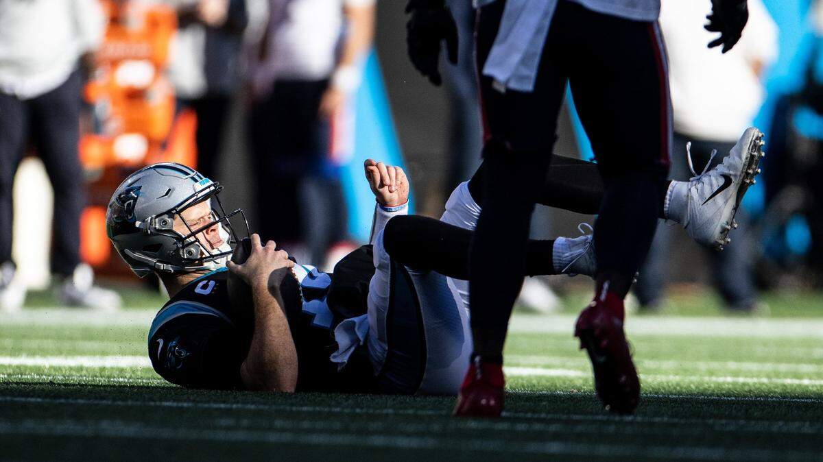 Panthers-Patriots live updates: Sam Darnold throws three interceptions in Carolina loss