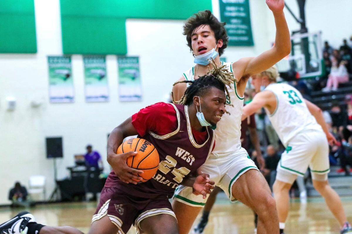 Myers Park beat West Charlotte at the Charlotte Hoops Challenge Friday