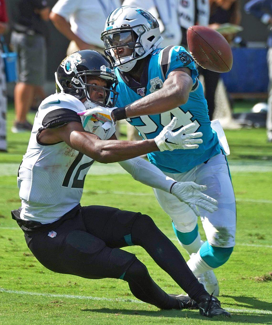 There’s a stigma with cornerbacks that they like to talk trash. James Bradberry, right, prefer to let his play do the talking.