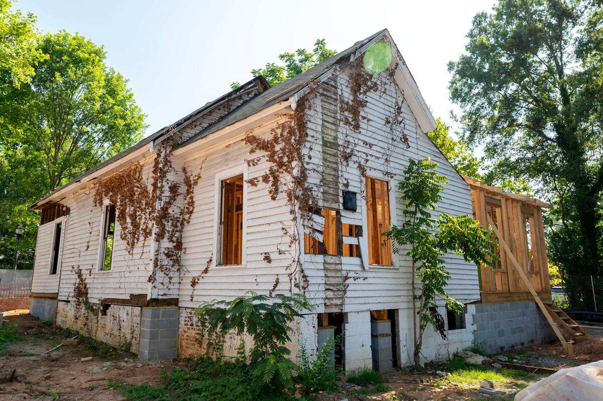 The Gabriel-Puckett House is under renovation to soon house the Cain Center for the Arts’ ceramics studio and programming.