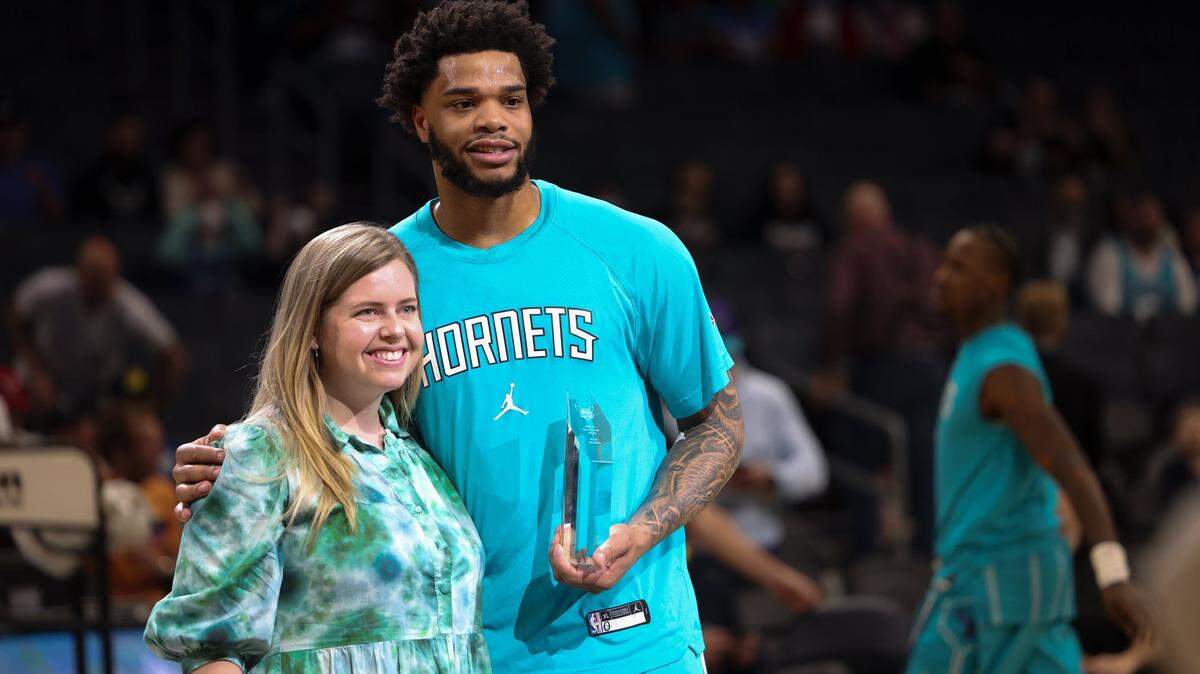 Charlotte Hornets Miles Bridges receives the Rick Bonnell award before the game against the Orlando Magic at the Spectrum Center in Charlotte, N.C., on Thursday, April 7, 2022.
