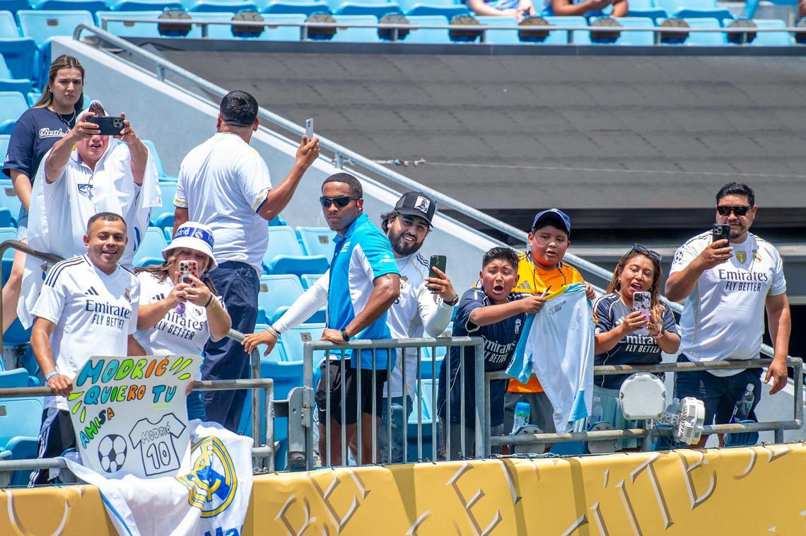 Fans cheer as players enter the field ahead of the FIFA Club World Cup game between Real Madrid and Pachuca in Charlotte, NC, Sunday, June 22, 2025.