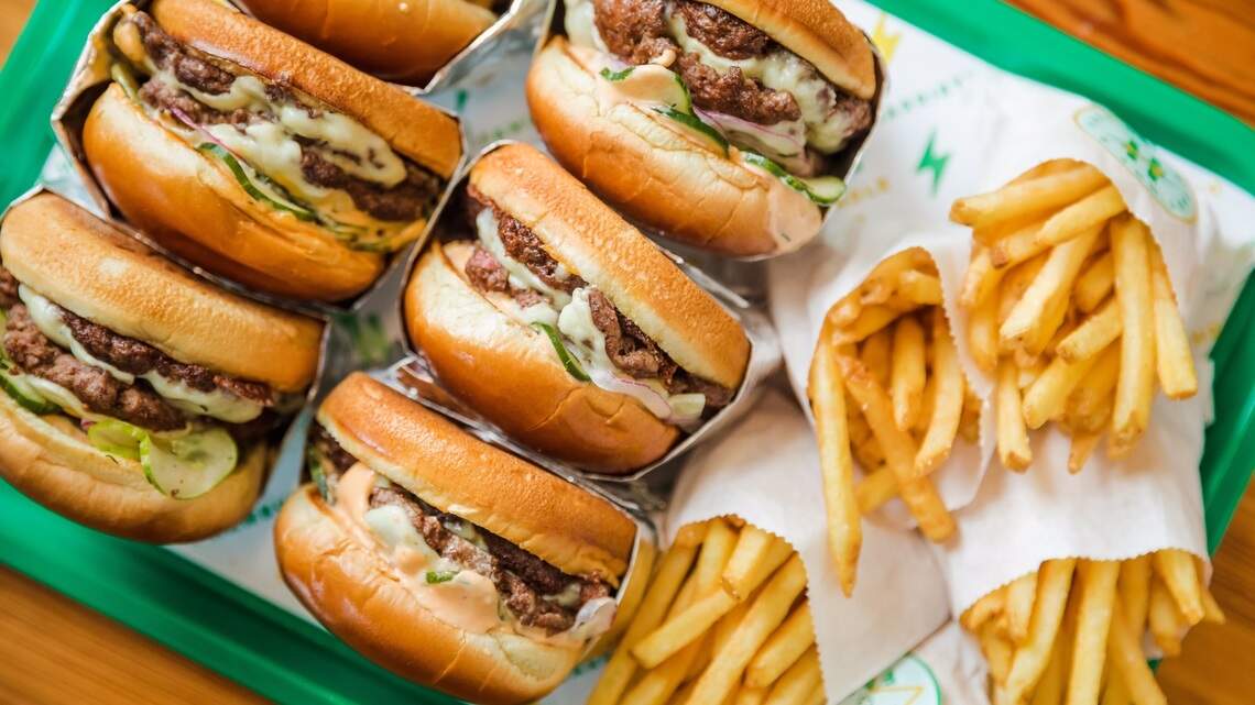 Harriet’s Hamburgers sets opening date in Charlotte with pickup only during COVID-19