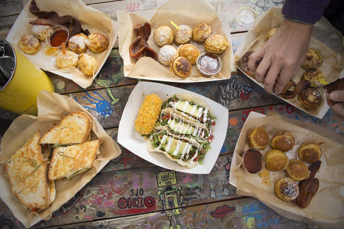 Pancake balls filled with Nutella, dulce de leche or pumpkin-apple butter make Katalina’s a Columbus icon.