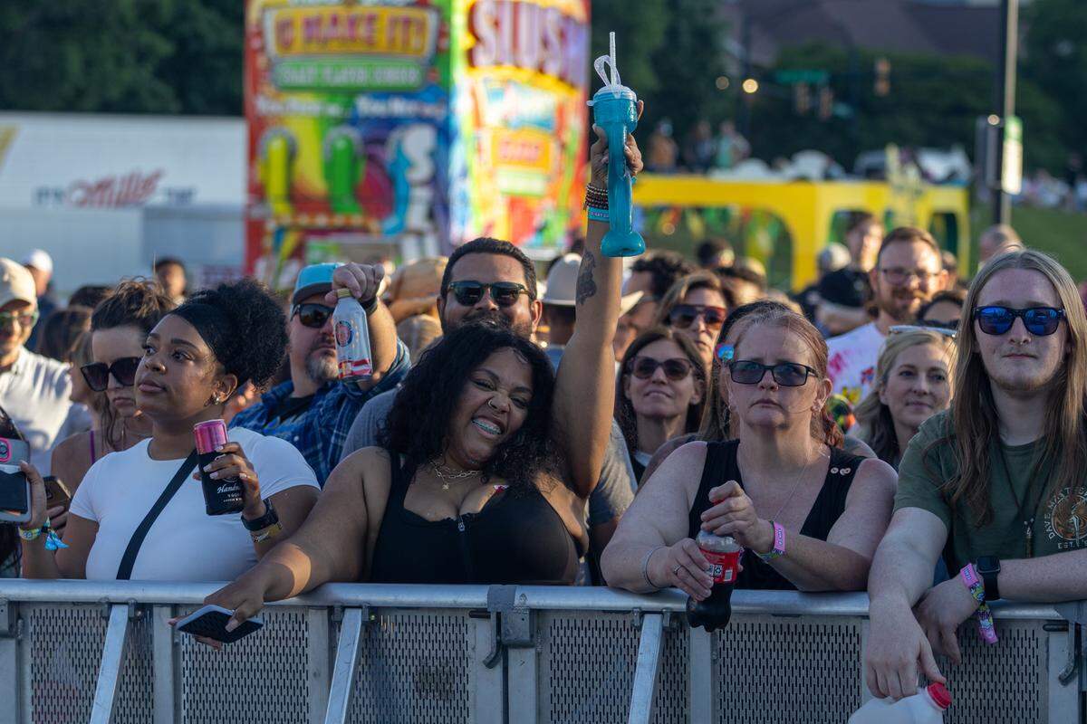 Fans at Lovin’ Life Music Fest on May 4, 2025.