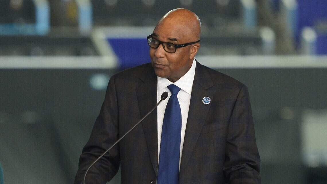 Charlotte Hornets going all mobile ticketing | Charlotte Observer