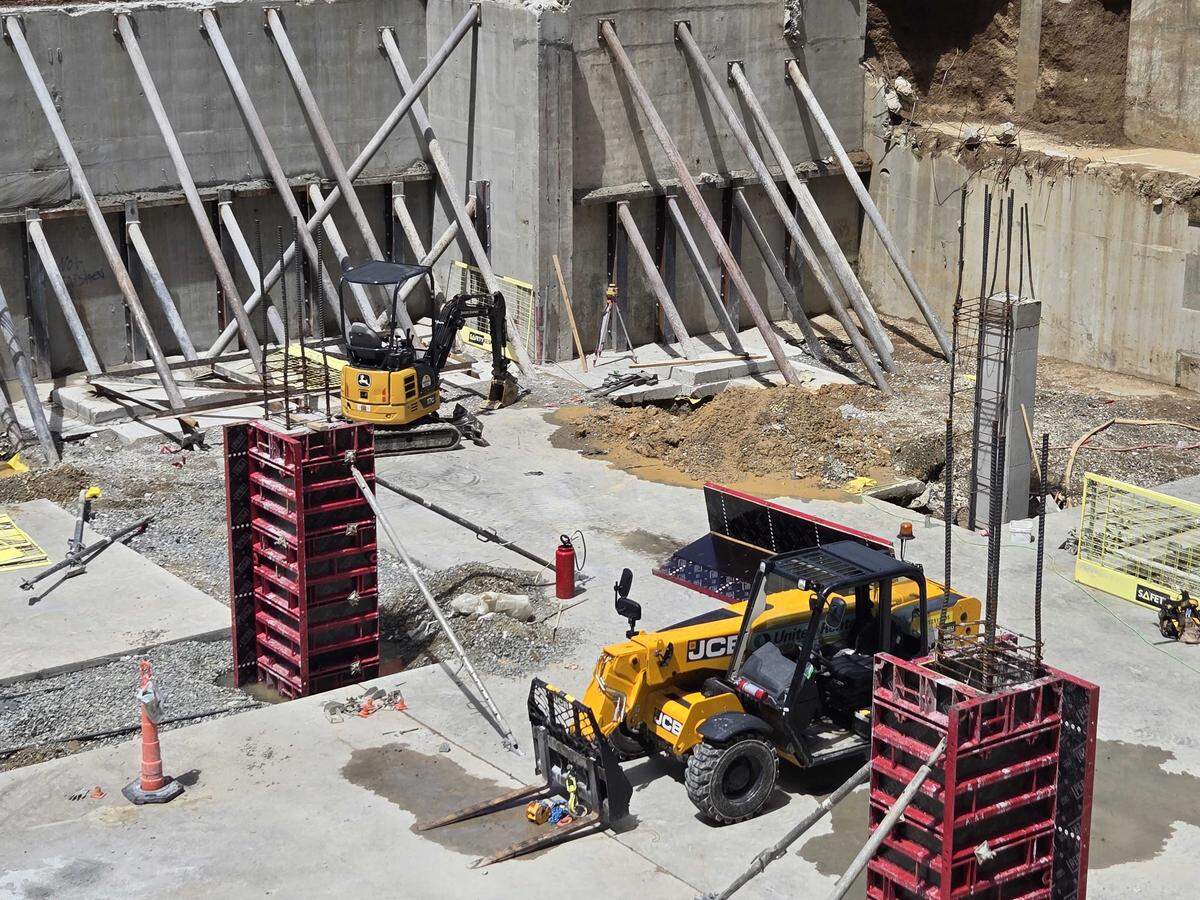Developers and construction crews are working to turn Duke Energy’s former headquarters into housing and retail space. A demolition ceremony for the project was held Thursday.