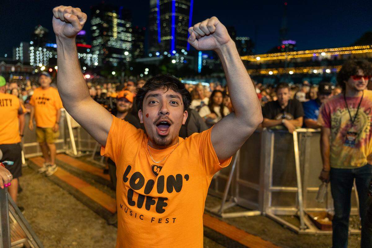 Fans at Lovin’ Life Music Fest on May 4, 2025.