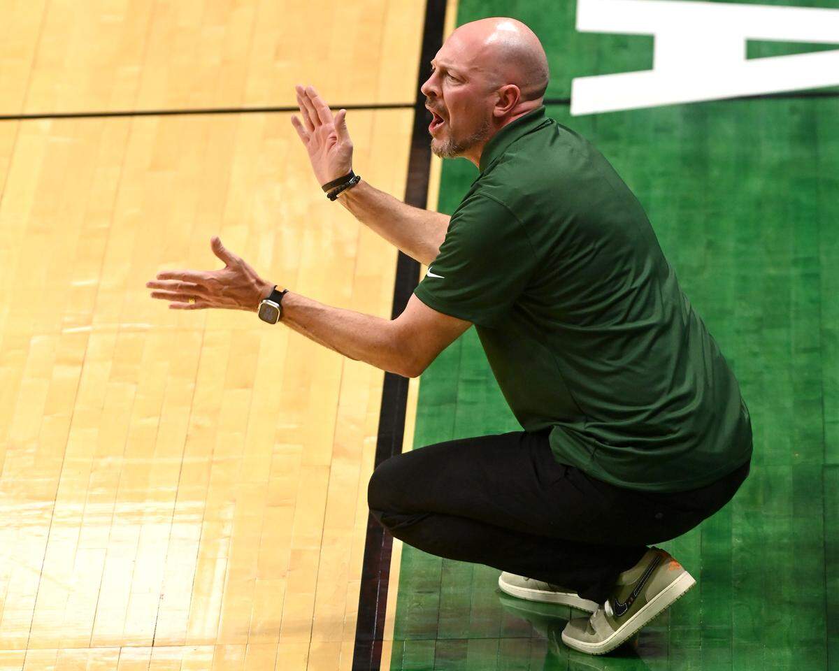 Charlotte 49ers head coach Aaron Fearne.