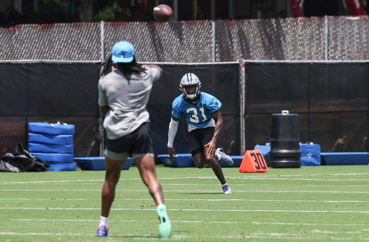 Panthers rookie cornerback Corey Thornton, right, gets one-on-one practice with veteran Jaycee Horn during the second day of minicamp in Charlotte, NC on Wednesday, June 11, 2025.