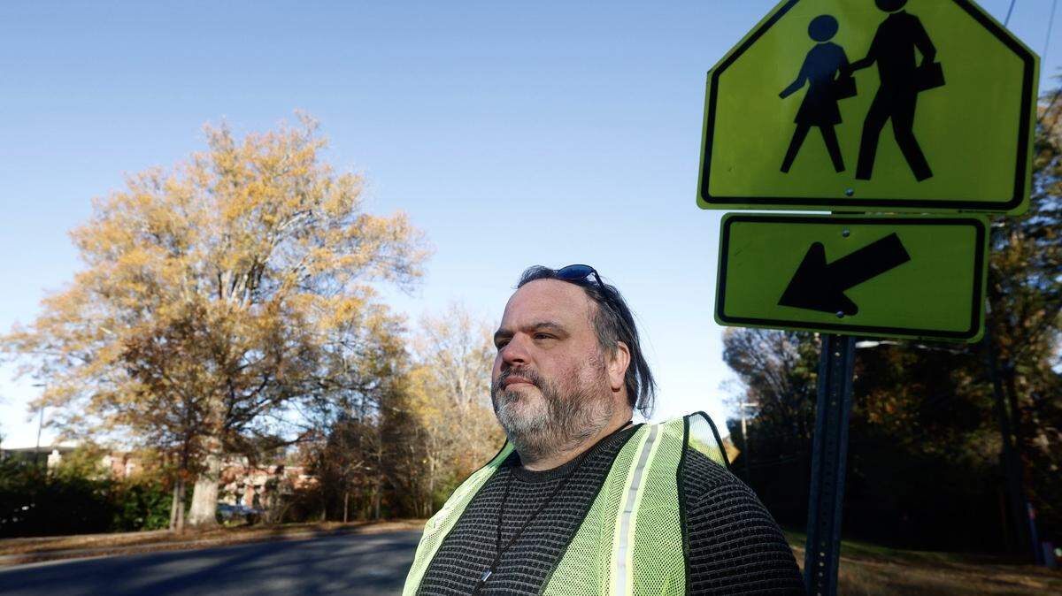 Some CMS parents work to keep ‘envelope’ around schools with Border Patrol in NC