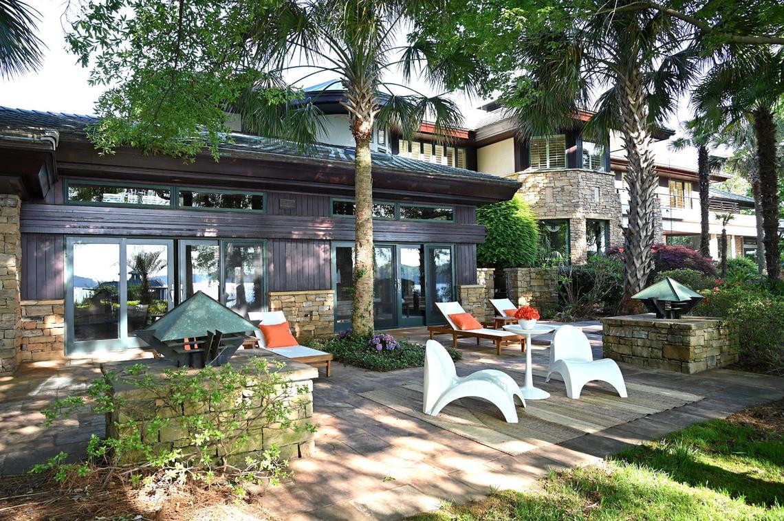 The backyard of Charlotte area’s priciest mansion hit the market this week, one perched on its own Lake Norman Island. The mansion is located on Maracas Island in Huntersville, NC. The owners are Cornelis and Johanna Mermans.