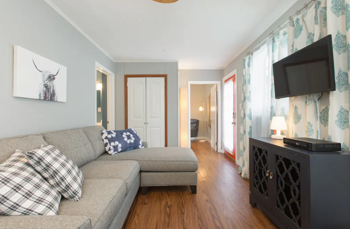 These images can only be used with stories related to Airbnb listings.