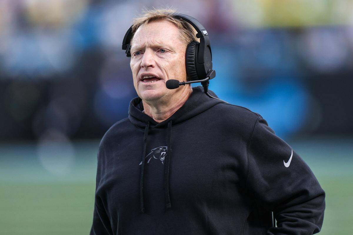 Panthers head coach Chris Tabor on the sideline during the game against the Packers at Bank of America Stadium on Sunday, December 24, 2023.