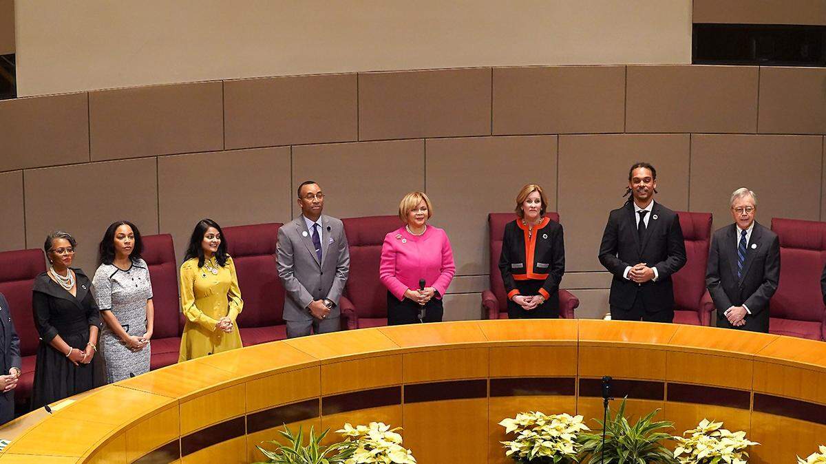 The Charlotte City Council poses for a group photograph following the swearing in ceremony on Monday, December 2, 2019 at the Charlotte-Mecklenburg Government Center in Charlotte, NC.