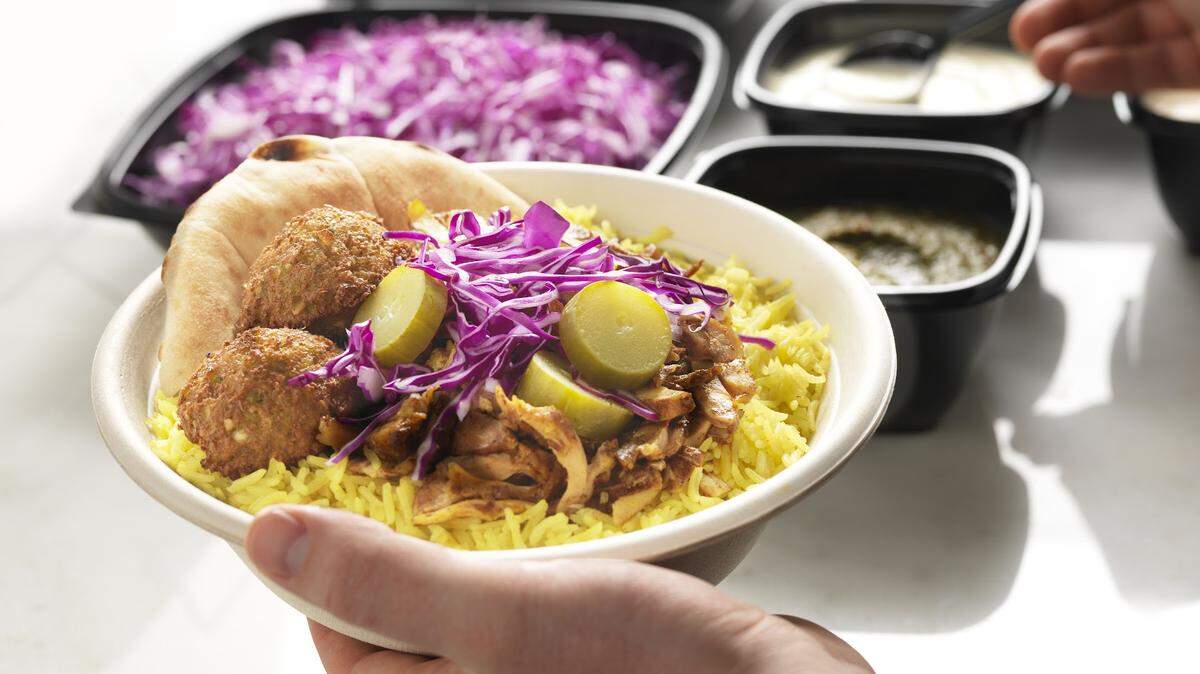 Naf Naf Middle Eastern Grill will open its first North Carolina store in Charlotte this summer.
