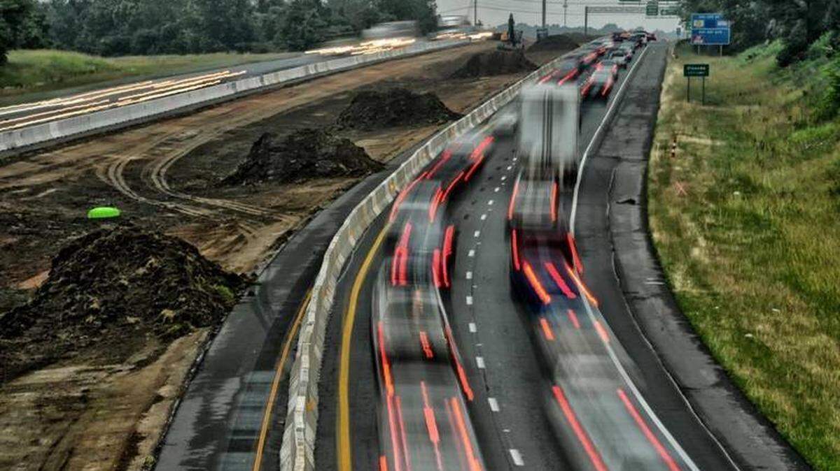North Carolina troopers nabbed 190 speeders going 86 mph and above during a May crackdown on I-485 in the Charlotte area. Of those drivers, 31 were accused of driving at 95 mph or above. The posted speed limit is 70 mph.