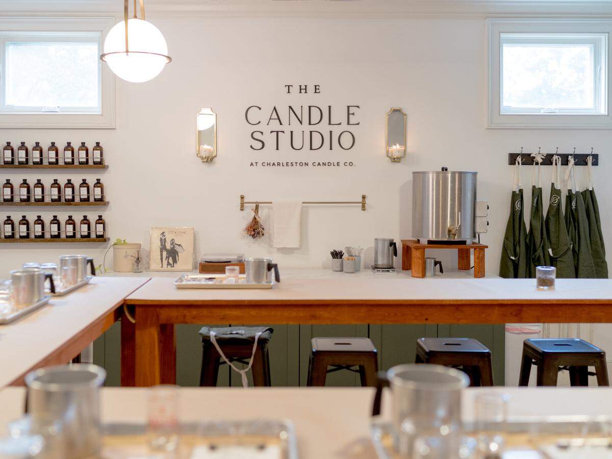 Make your own candles? Yes please. The perfect gift for yourself or a loved one.