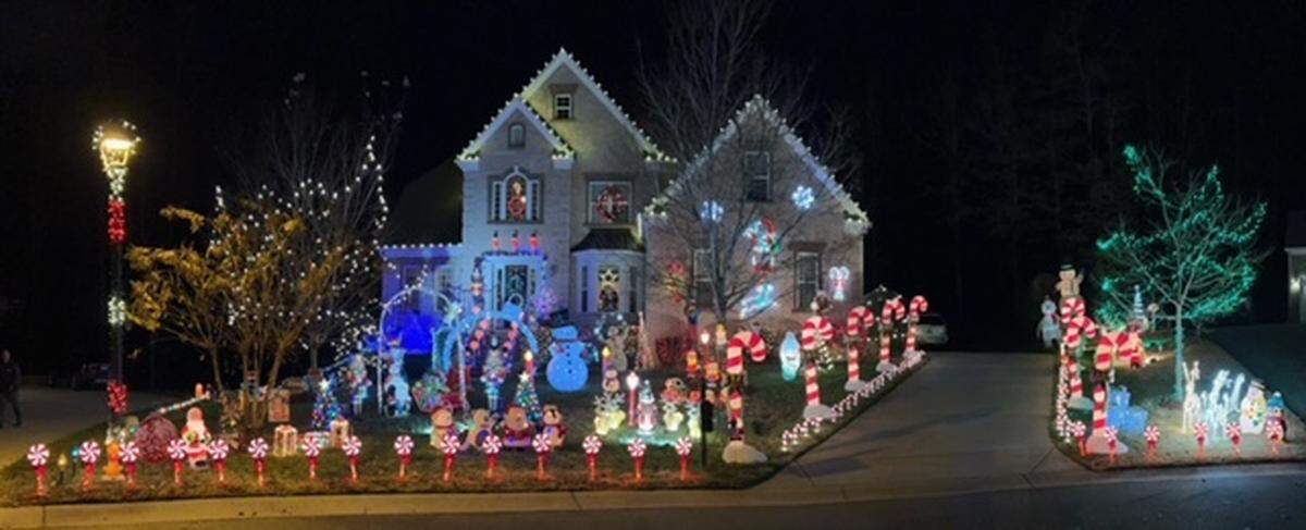10996 Sunstone Circle in Davidson.