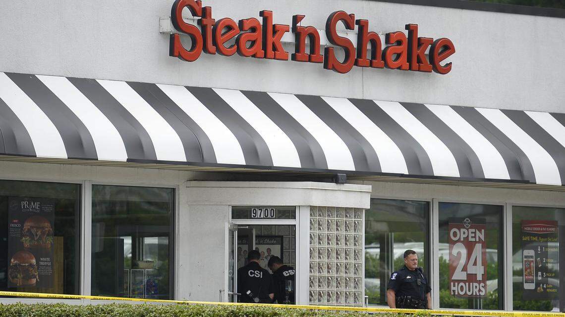 Worker killed in Charlotte restaurant shooting. Suspect wounded by a police officer