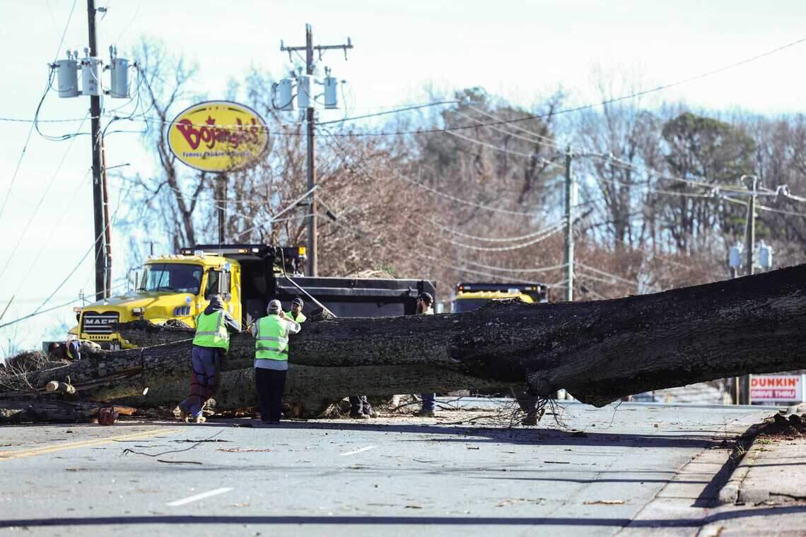 Hundreds still without power in Charlotte, NC after storm | Charlotte ...
