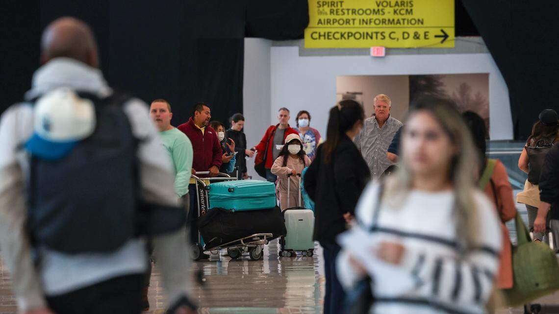 Canceled flights at CLT: More than 300 Friday amid wind, rain