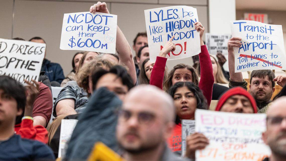 ‘Stop the expansion.’ Charlotte commits to vote on 60-day pause for I-77 tolls