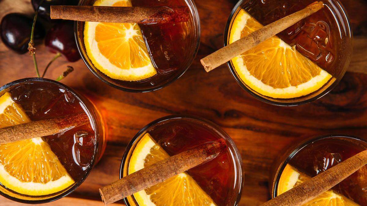 Drink up: Charlotte beverage pros share Thanksgiving cocktails to pair with your meal