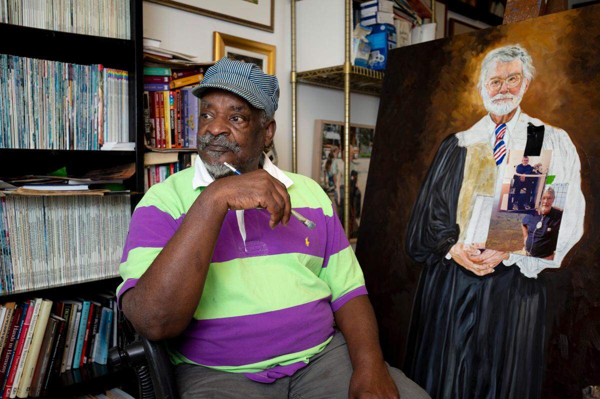 Artist Tommie Robinson’s most recent commission will make history. It’ll be the first judicial portrait painted by a Black artist to hang in the Mecklenburg County courthouse. 