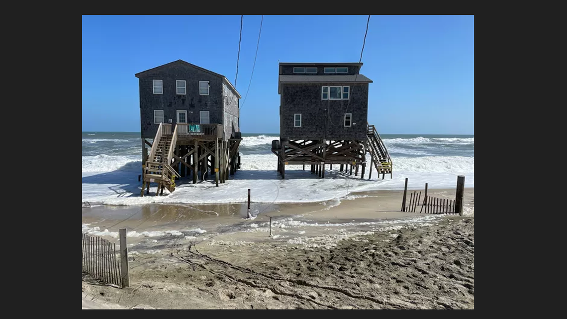 Threat of multiple homes collapsing forces Outer Banks beach closure, NC park says