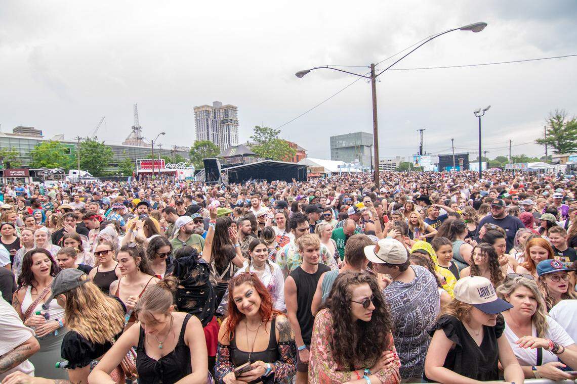 Fans at Lovin’ Life Music Fest.