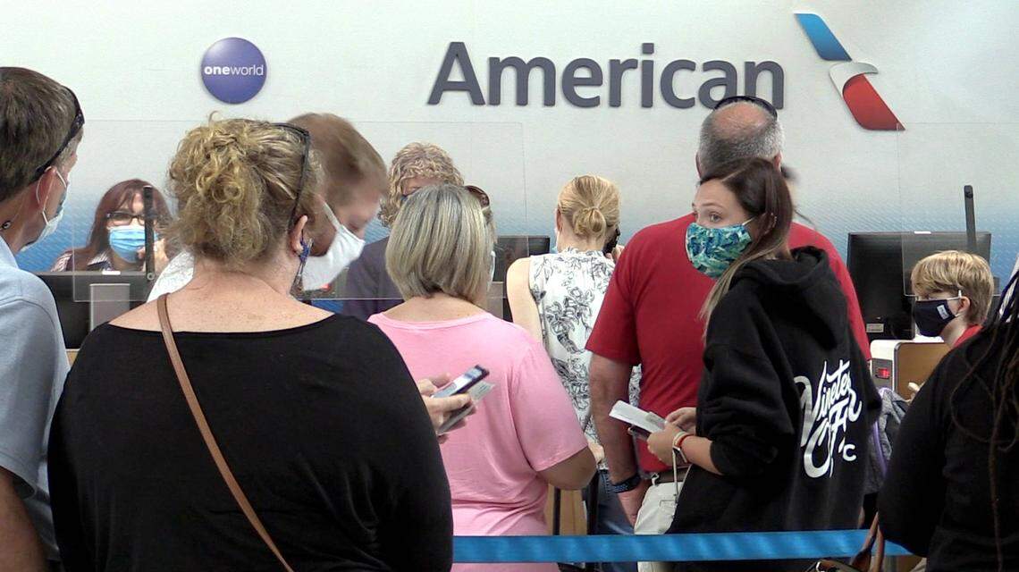 Charlotte travelers should expect long lines at the Charlotte Douglas International Airport over the July 4 holiday weekend.