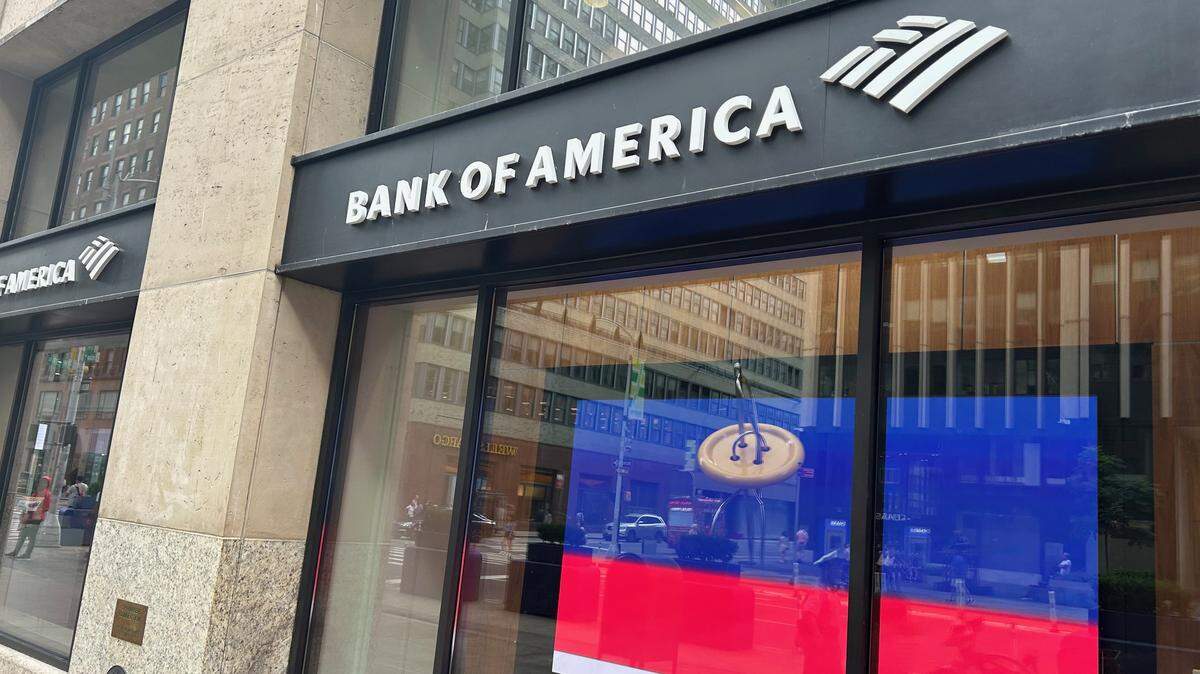 Bank of America is responding to President Donald Trump’s executive order targeting banks for allegedly denying services to conservatives, crypto supporters, and others.  