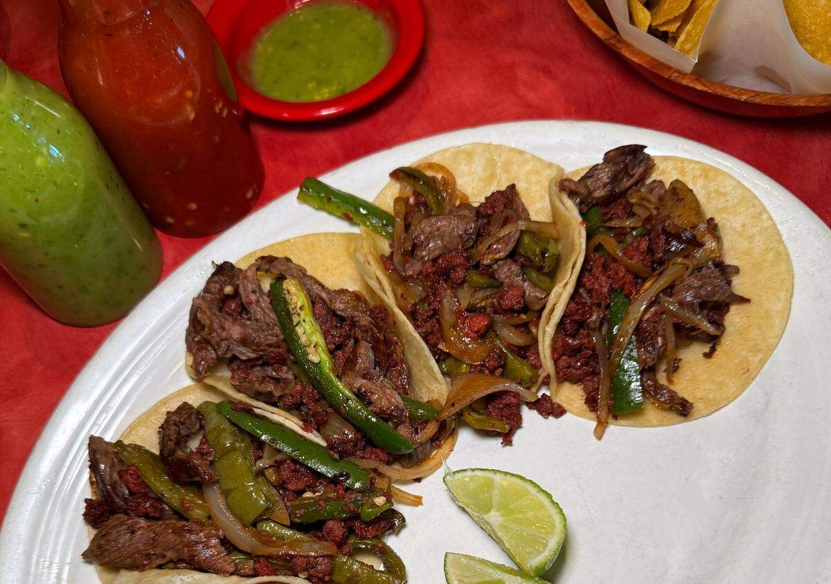 Tacos Willie at Rio 150.