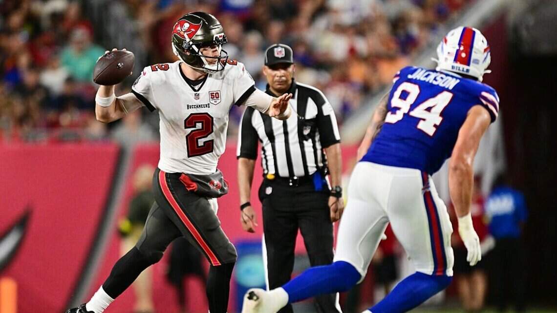 Carolina Panthers bring in a QB Dave Canales ‘loves’ for a training camp workout