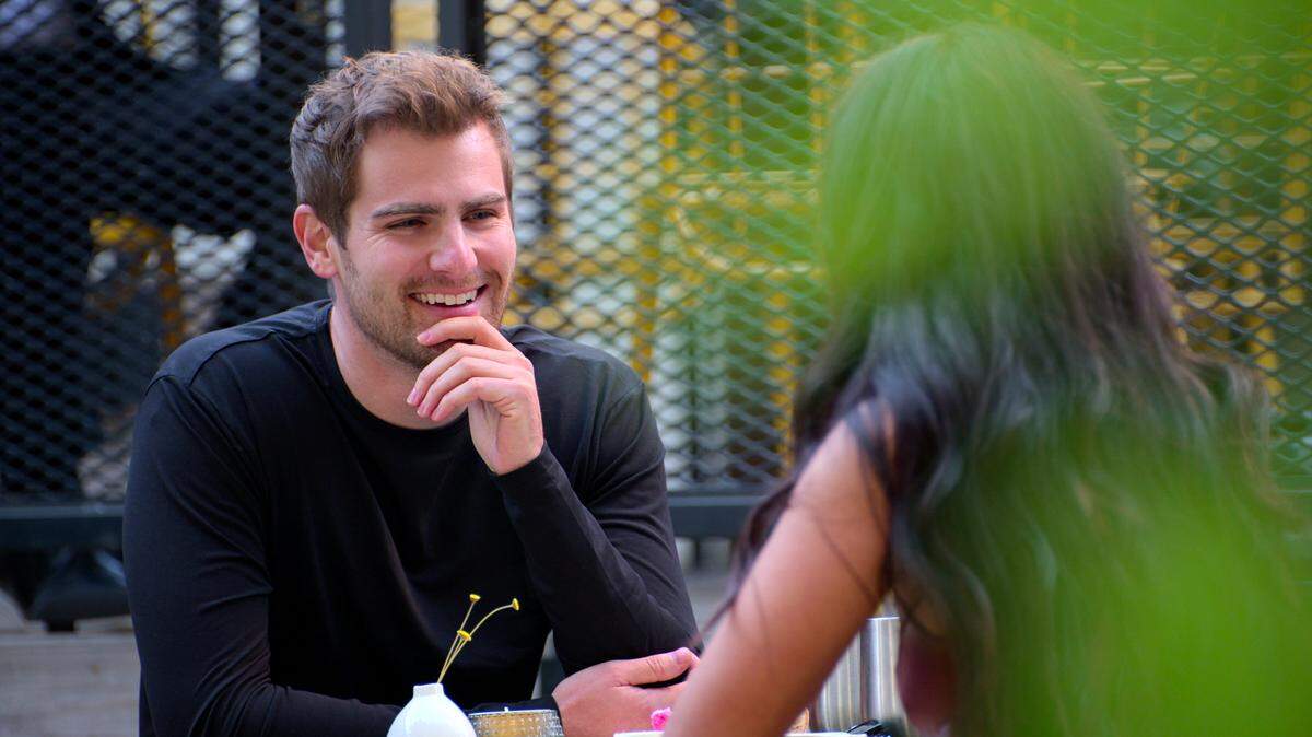 “The Ultimatum: Marry or Move On” cast members Alex Chapman and Roxanne Kaiser at Supperland.