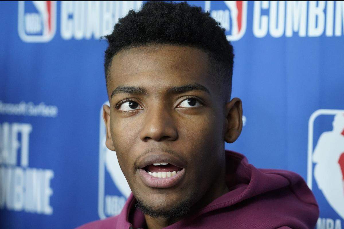 May 17, 2023; Chicago, Il, USA; Brandon Miller talks to the media during the 2023 NBA Draft Combine at Wintrust Arena. Mandatory Credit: David Banks-USA TODAY Sports