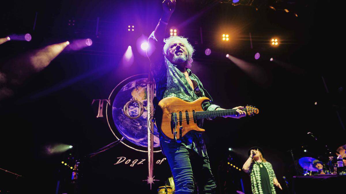 The ’80s acts, including Steve Lukather and his band Toto, dusted off their hits for a feast of nostalgia in Charlotte. There were ... surprises.