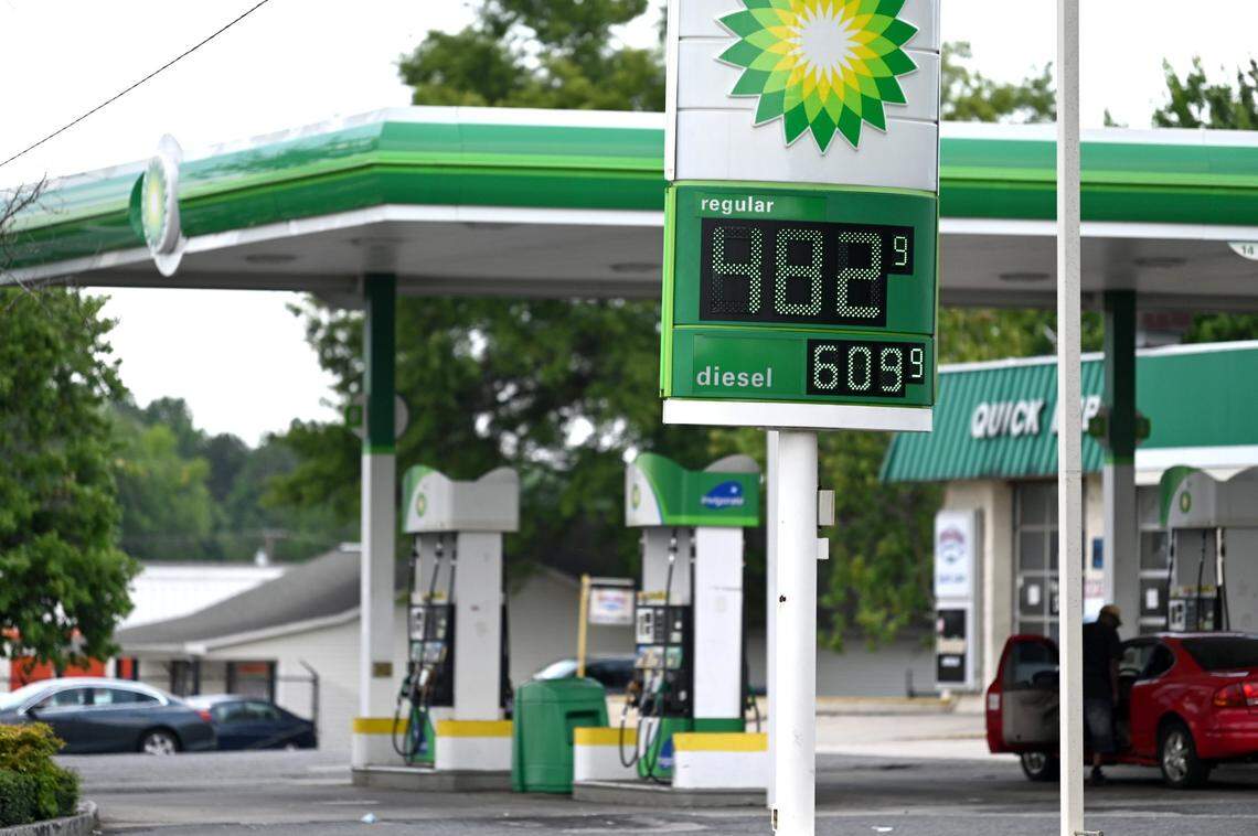 Gas prices skyrocketed in 2022, as inflation affected everything from eggs to apartments. The trend will likely last into the new year, economists said.
