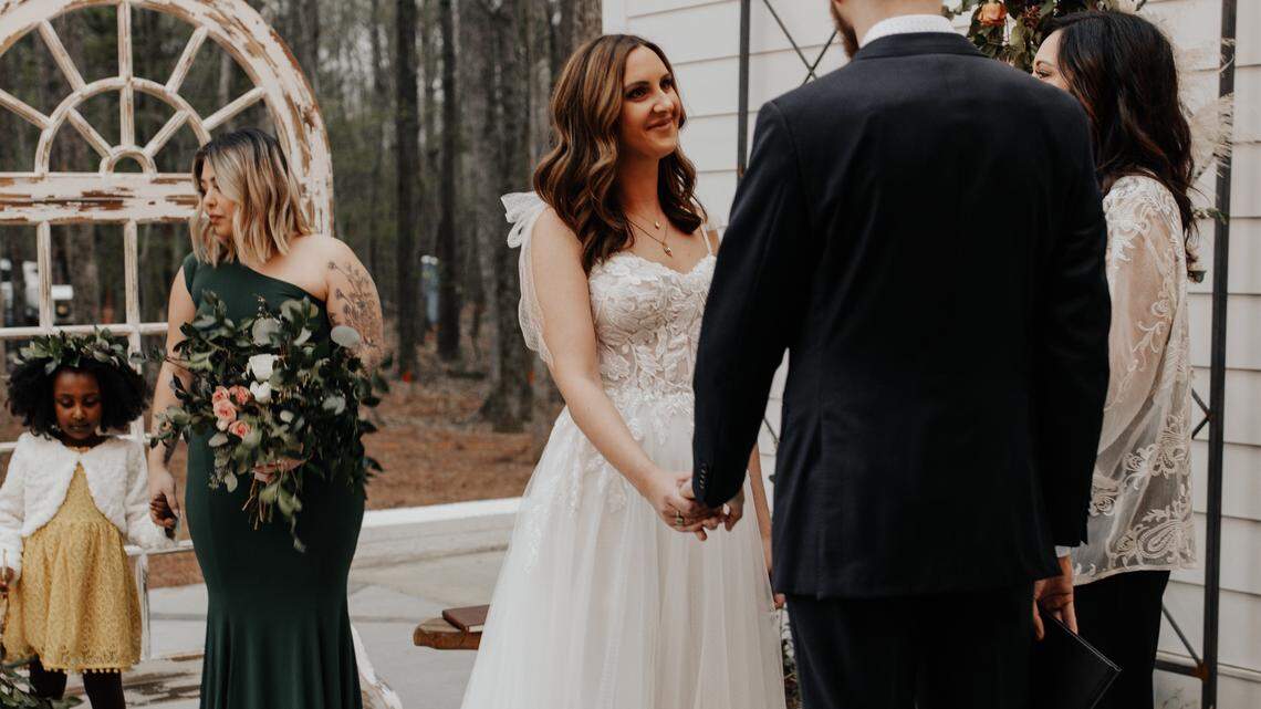 Kenna Ehman, co-owner of Kenna Kunijo salon, managed to pull together a wedding with her family in just seven hours after her destination wedding was canceled.