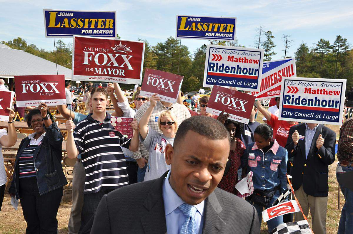 Mayoral candidate Anthony Fox speaks at the 80th Mallard Creek BBQ, Oct. 22, 2009.