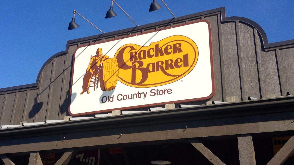 The sign on a Cracker Barrel store.