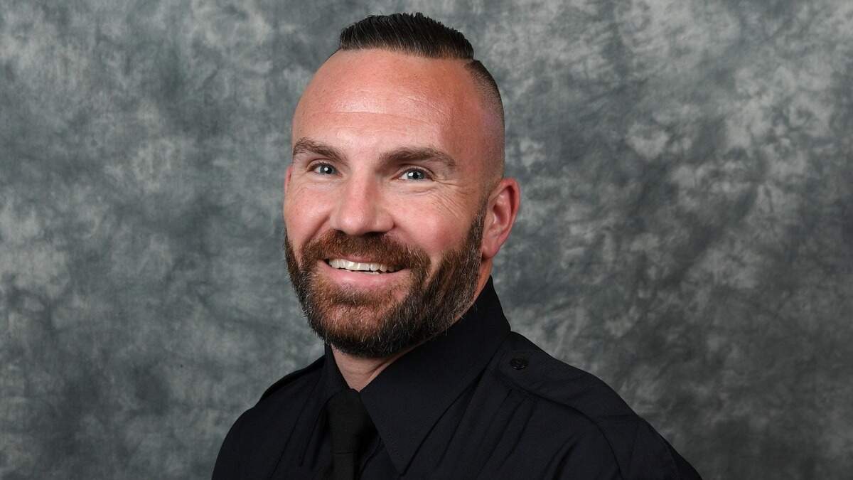 William ‘Bill’ Broadway, a Huntersville police officer, died after a battle with a rare form of bile duct cancer.