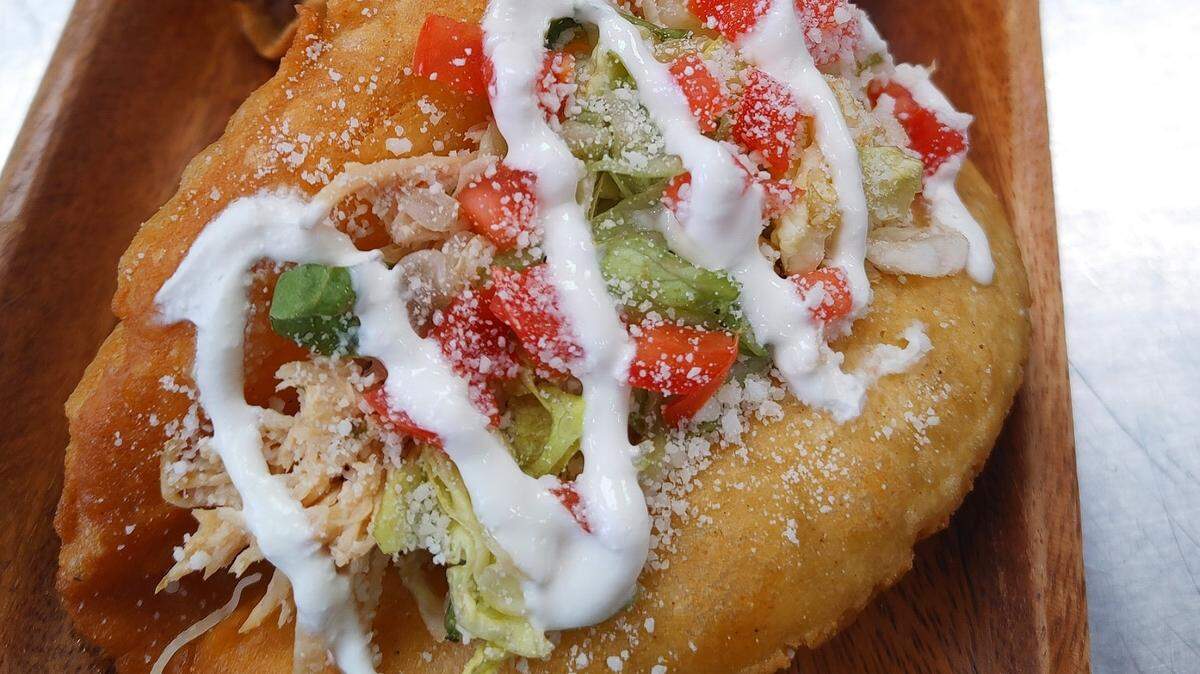 Tu One Oh Tacos’ 210 Puffy Taco.