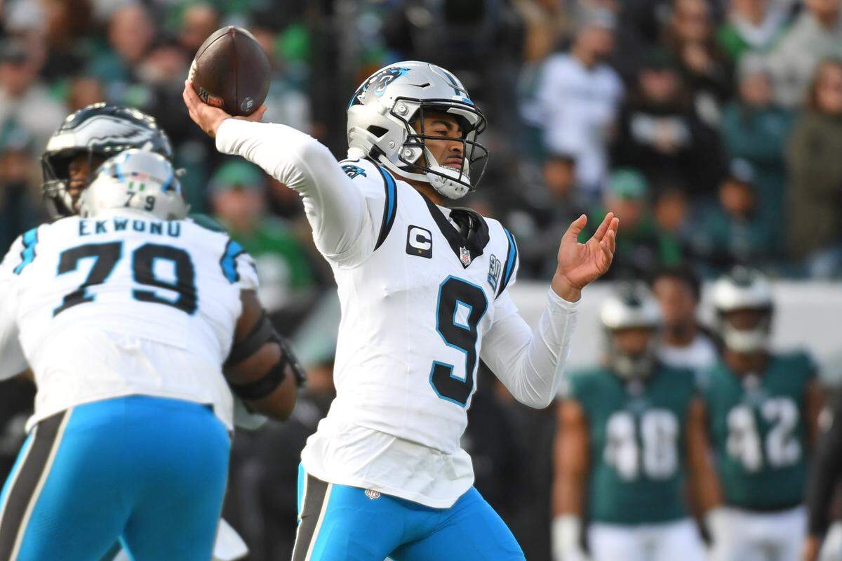 Carolina Panthers quarterback Bryce Young throws a pass against the Philadelphia Eagles during Sunday’s first quarter at Lincoln Financial Field. Eric Hartline-Imagn Images