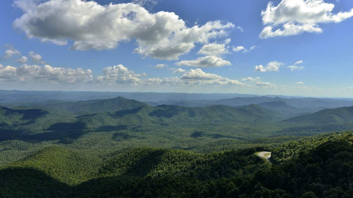 Skull found by man walking dog at mountain tourist destination, NC police say