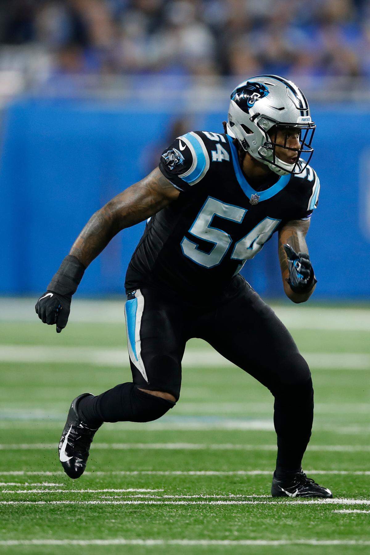 Given his combination of size and speed, Carolina Panthers outside linebacker Shaq Thompson (54) can both chase down Seahawks QB Russell Wilson or drop back into coverage when he starts to scramble.