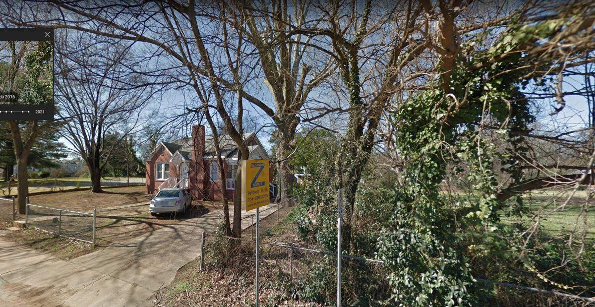 Duckworth Avenue just west of uptown: 2016