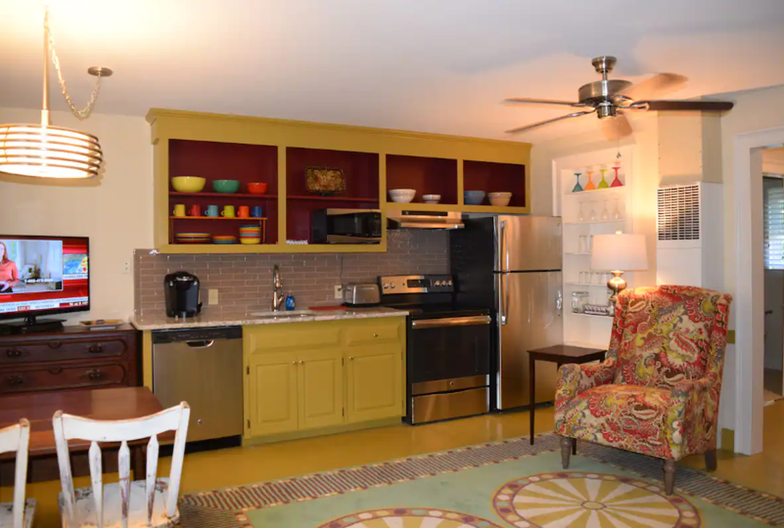 These images can only be used with stories related to Airbnb listings.